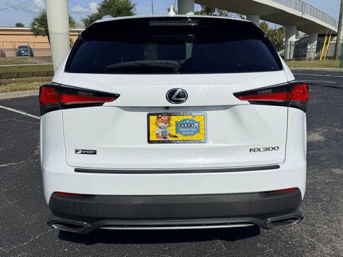Used 2019 Lexus NX 300 FWD image 10