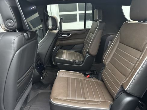 New 2026 GMC Yukon XL Denali Ultimate AWD/4WD image 6