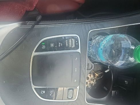 Used 2020 Mercedes-Benz GLC 300 image 26