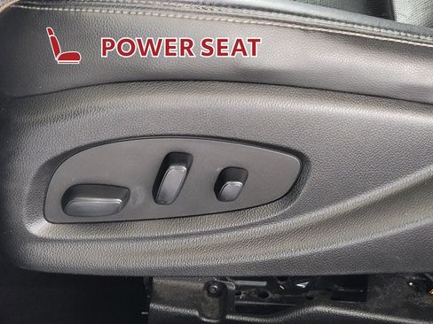 Used 2019 Chevrolet Impala Premier FWD image 16
