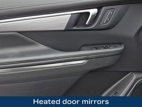 Used 2025 Buick Enclave Preferred image 18