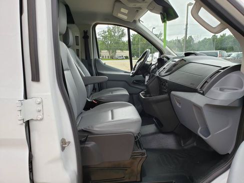 Used 2017 Ford Transit 150 130 Low Roof RWD image 16