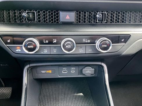 Used 2024 Honda CR-V Sport image 32