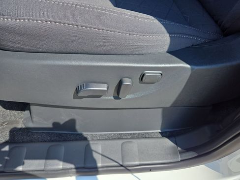 New 2025 Nissan Frontier SV AWD/4WD image 26