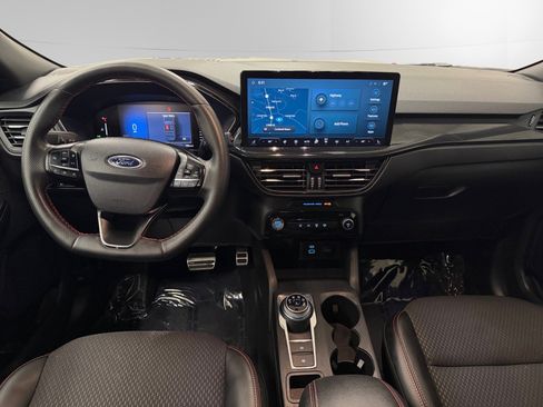 Used 2023 Ford Escape ST-Line w/ Tech Pack #1 AWD/4WD image 10