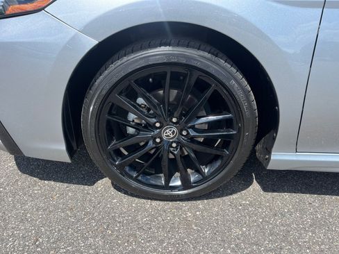 Used 2022 Toyota Camry XSE FWD image 29