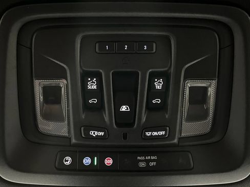 Used 2024 GMC Sierra 2500 AT4 w/ AT4 Premium Plus Package AWD/4WD image 41