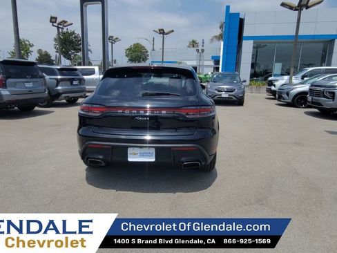 Used 2024 Porsche Macan Turbo AWD/4WD image 7