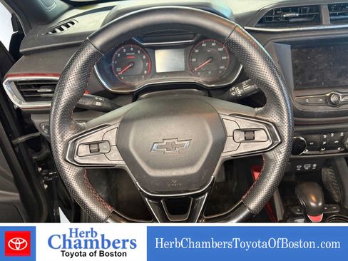 Used 2022 Chevrolet TrailBlazer RS AWD/4WD image 19