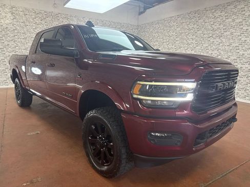 Used 2022 RAM 2500 Laramie AWD/4WD image 1
