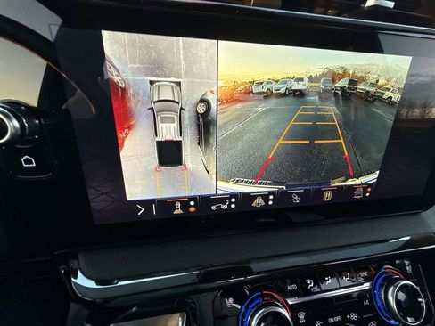 Certified 2025 GMC Sierra 1500 AT4 w/ AT4 Premium Package image 21