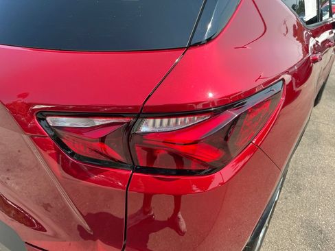 Used 2019 Chevrolet Blazer LT FWD image 42