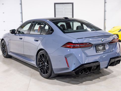 Used 2026 BMW M5 w/ Executive Package AWD/4WD image 7