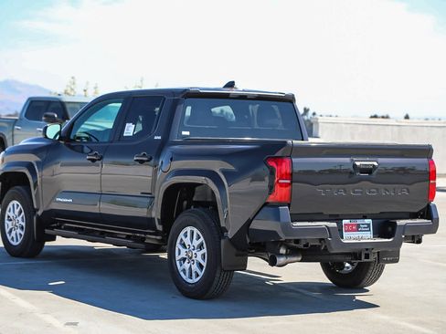 New 2026 Toyota Tacoma SR5 image 7