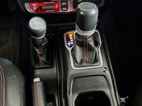 Used 2020 Jeep Gladiator Rubicon image 21