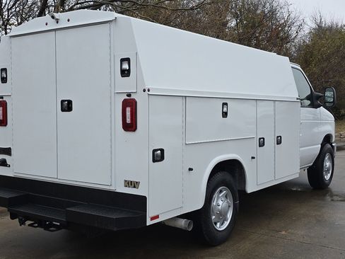 New 2025 Ford E-350 and Econoline 350 Super Duty w/ Power Equipment Group image 6