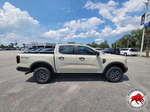 New 2026 Ford Ranger XLT w/ Trailer Tow Package AWD/4WD image 8