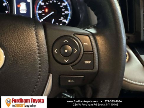 Used 2018 Toyota RAV4 Limited w/ Advanced Technology Package FWD image 22