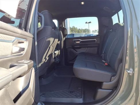 New 2026 RAM 1500 4x4 Crew Cab image 17