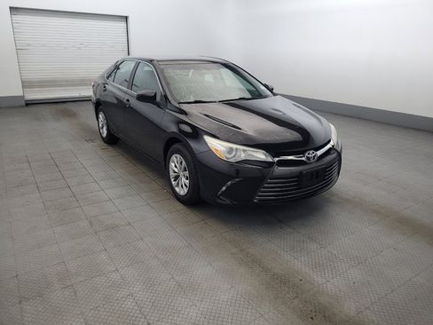 Used 2016 Toyota Camry LE FWD image 13