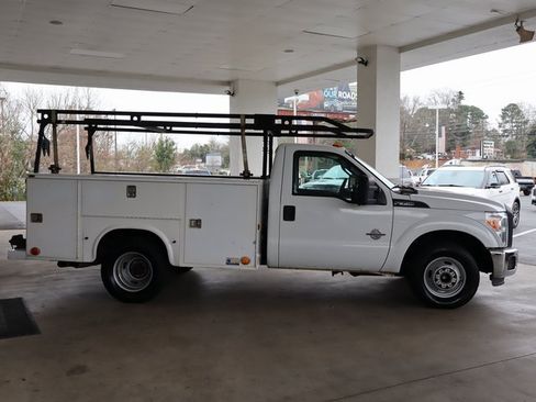 Used 2012 Ford F350 XL w/ XL Value Pkg image 9