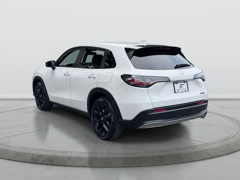 Used 2024 Honda HR-V Sport image 4