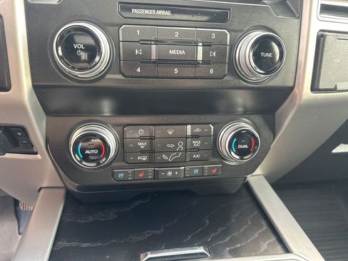 Used 2019 Ford F450 Platinum w/ Platinum Ultimate Package image 13