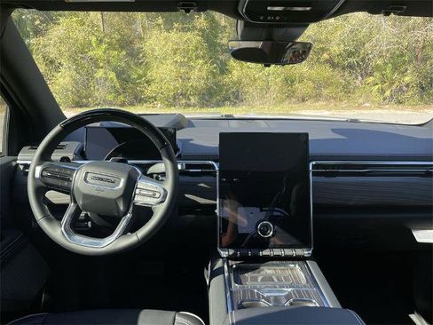 New 2025 GMC Sierra EV Denali image 10