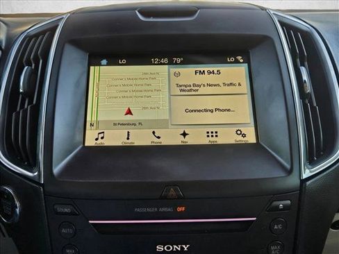 Used 2017 Ford Edge Titanium w/ Technology Package image 12