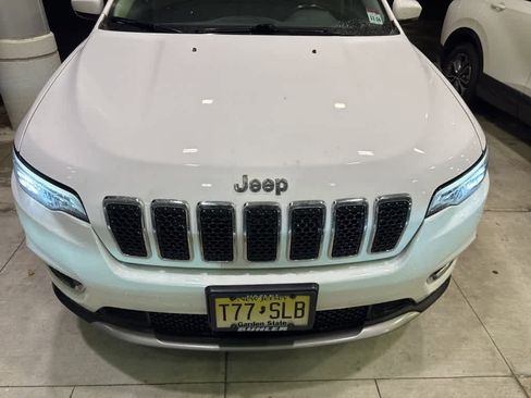 Used 2020 Jeep Cherokee Limited image 6