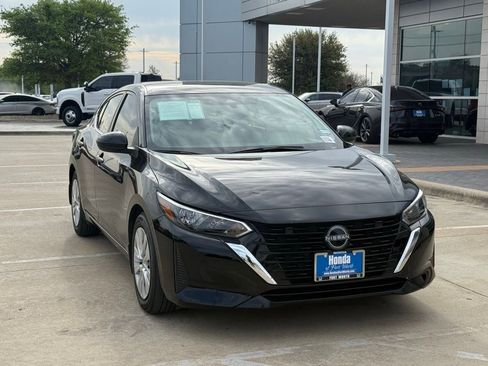 Used 2024 Nissan Sentra S image 7
