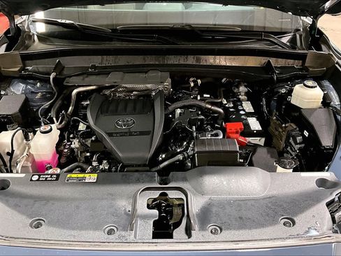 Used 2024 Toyota Grand Highlander Limited image 32