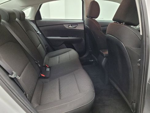Used 2021 Kia Forte LXS FWD image 19