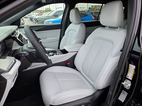 New 2026 Jeep Cherokee Limited AWD/4WD image 15