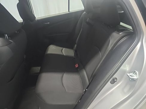 Used 2020 Toyota Prius LE AWD/4WD image 14