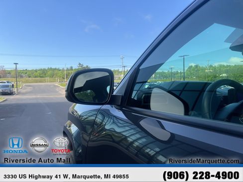 Used 2024 Toyota Tacoma SR AWD/4WD image 5