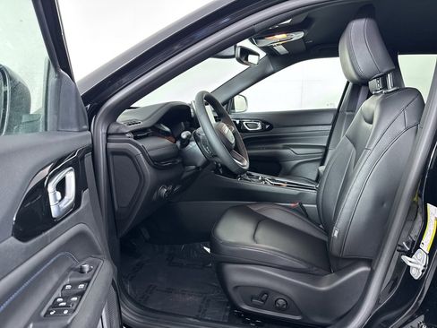 New 2026 Jeep Compass Limited image 5