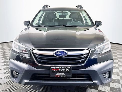 Used 2021 Subaru Outback Premium AWD/4WD image 2