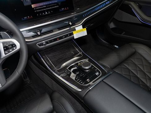 New 2026 BMW X7 xDrive40i w/ M Sport Package image 22