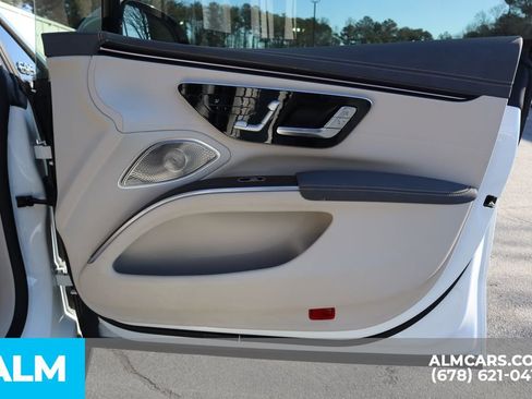 Used 2022 Mercedes-Benz EQS 450+ Sedan image 28