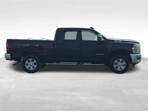 Used 2025 RAM 2500 Big Horn AWD/4WD image 27