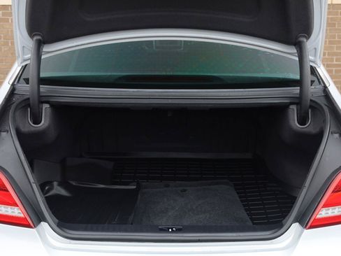 Used 2015 Hyundai Equus Signature RWD image 10