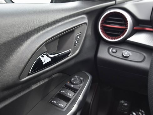 New 2026 Chevrolet Trax RS image 13