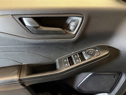 Used 2023 Ford Escape Active image 19