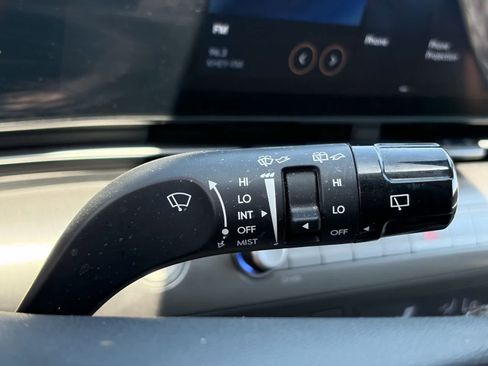 Used 2024 Hyundai Kona SEL AWD/4WD image 13