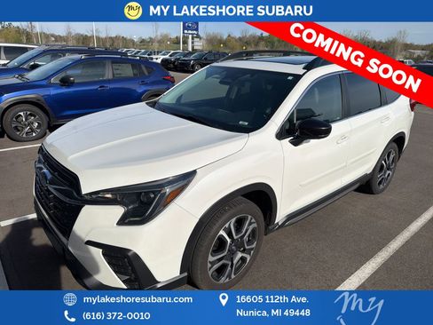 Used 2024 Subaru Ascent Limited w/ Technology Package AWD/4WD image 3
