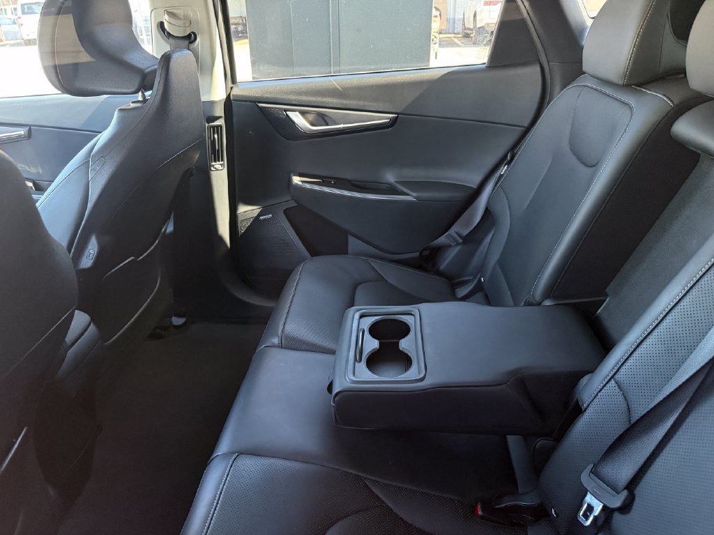 Used 2024 Kia EV6 Wind RWD image 16