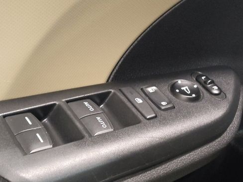 Used 2020 Honda Civic LX image 27