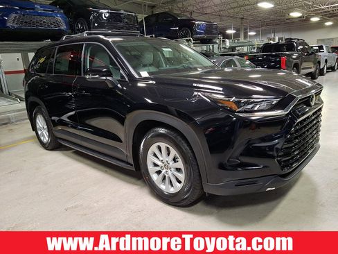 New 2026 Toyota Grand Highlander XLE image 1