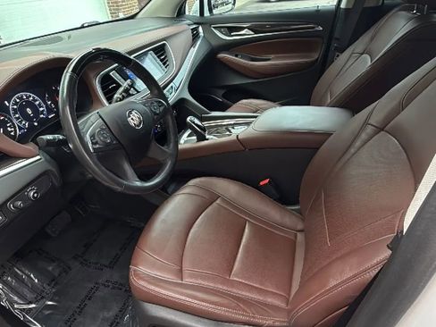 Used 2021 Buick Enclave Avenir w/ Avenir Technology Package image 28